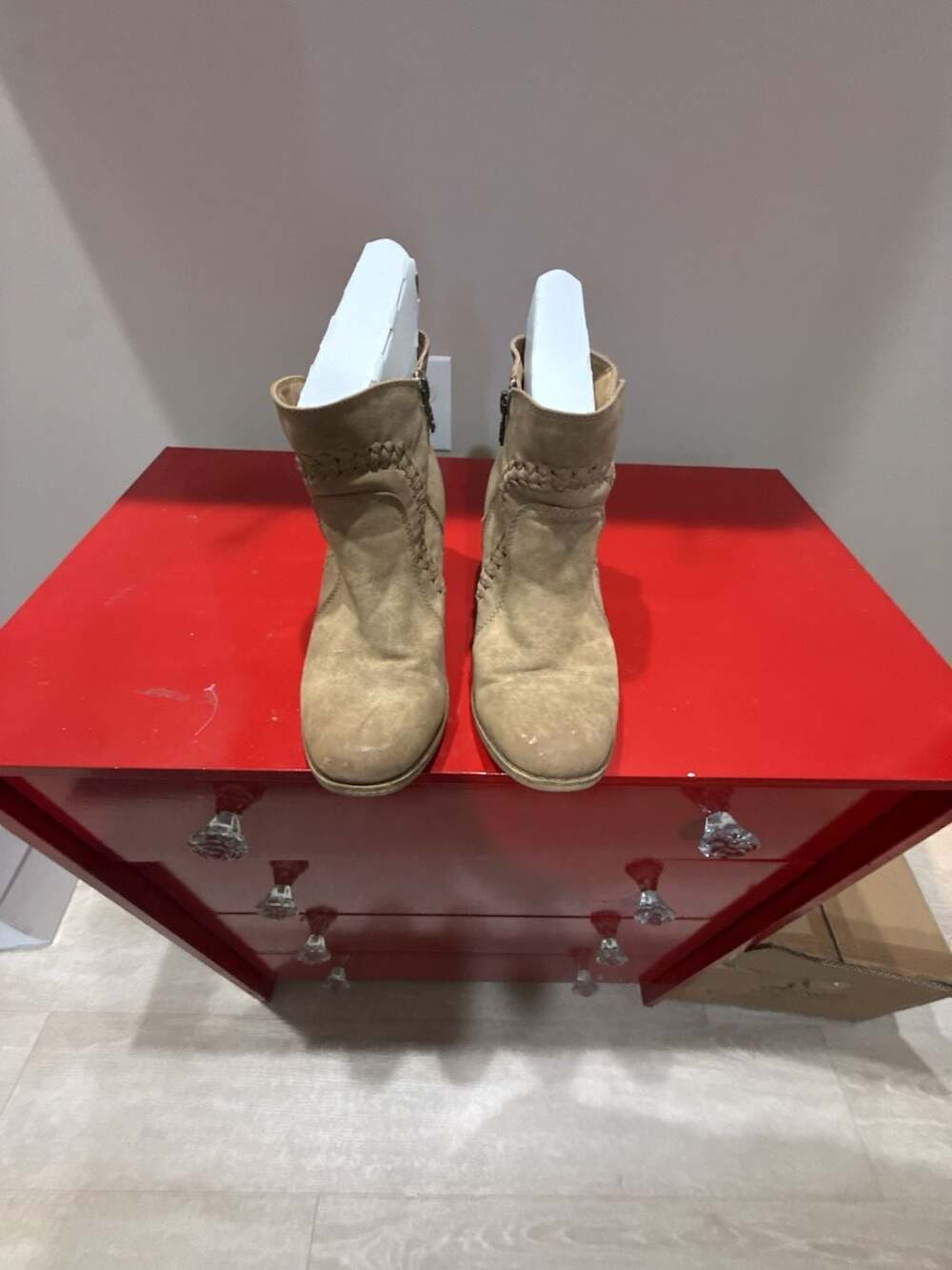 Roxy Tan Suede Ankle Boots Size 7